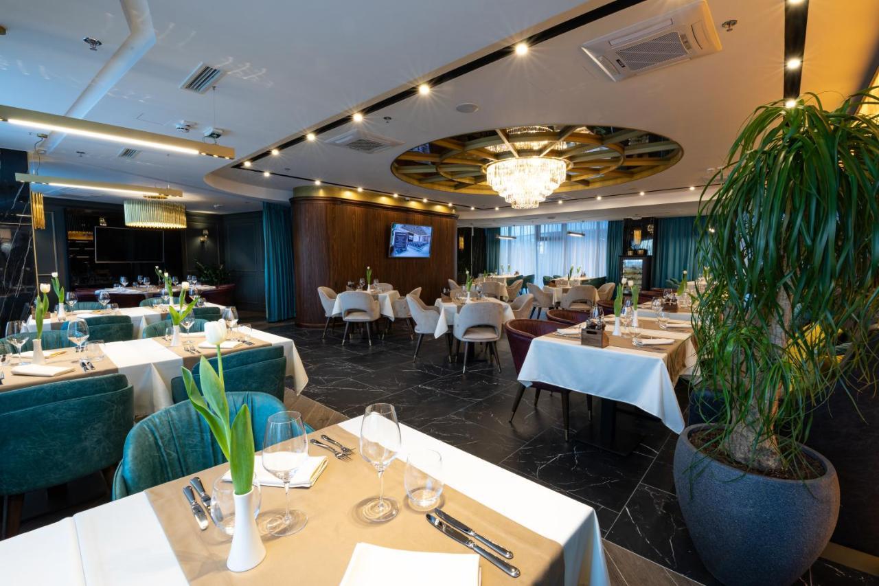 Hotel Pupin ノヴィ・サド エクステリア 写真 Restaurant